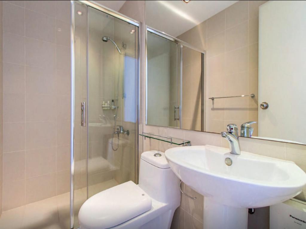 The Gramercy Residences By Stayhome Asia Makati City Esterno foto